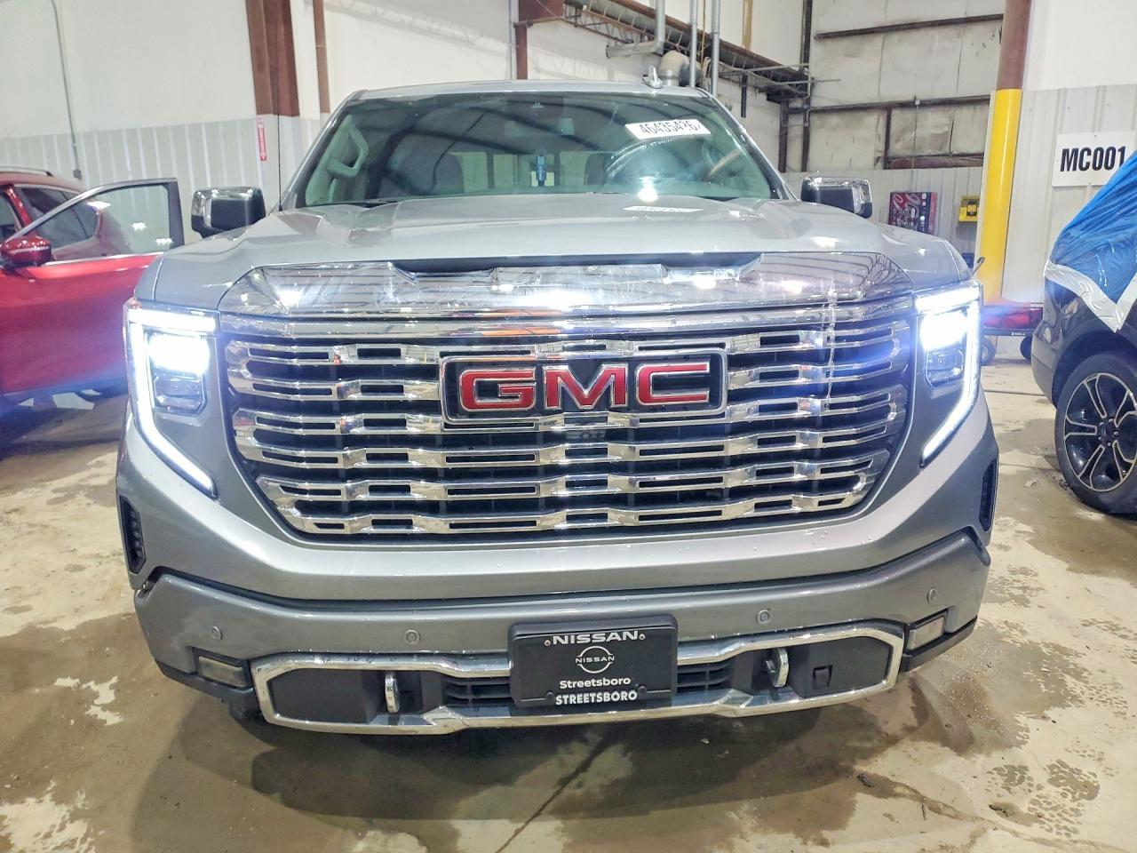 2024 GMC Sierra K1500 Denali - Image 5