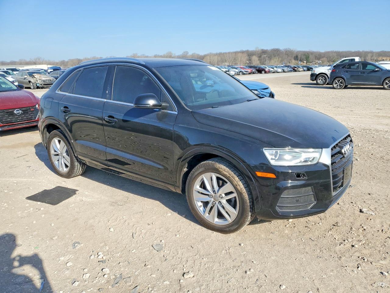 2017 Audi Q3 Premium Plus - Image 4