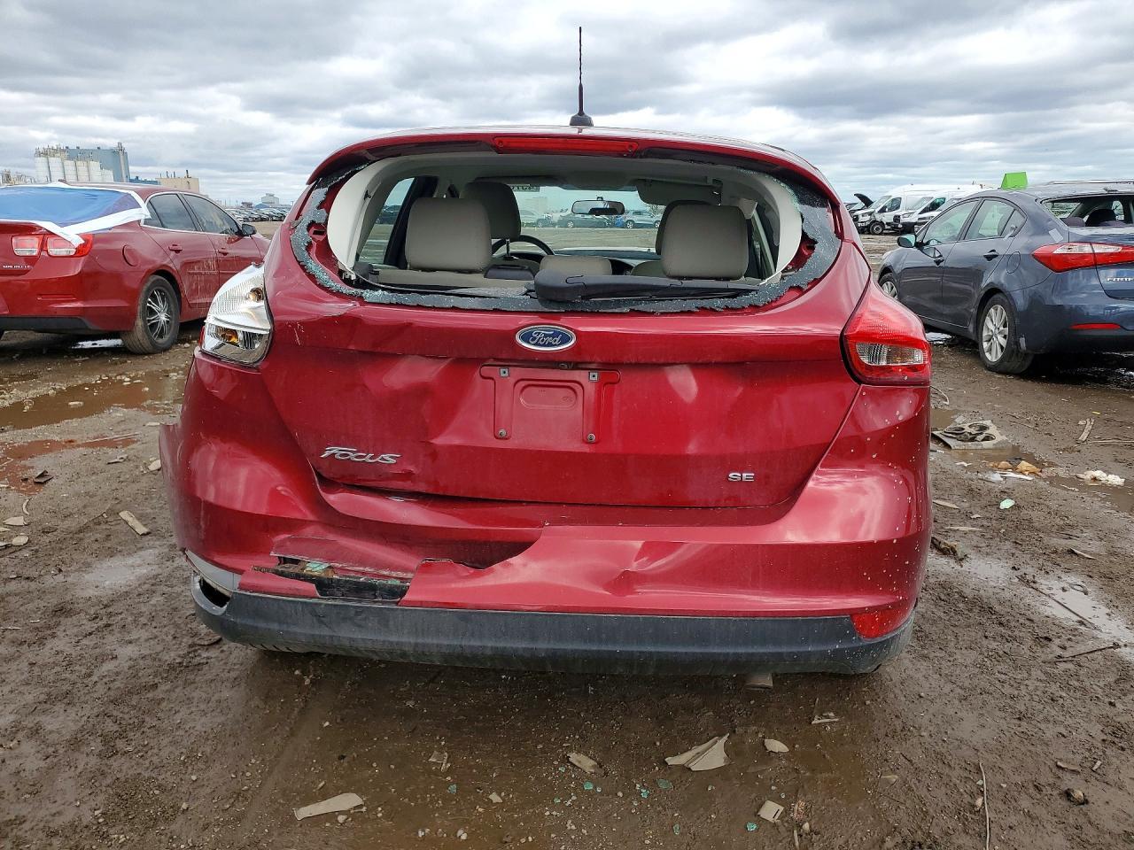 2017 Ford Focus Se - Фото 6