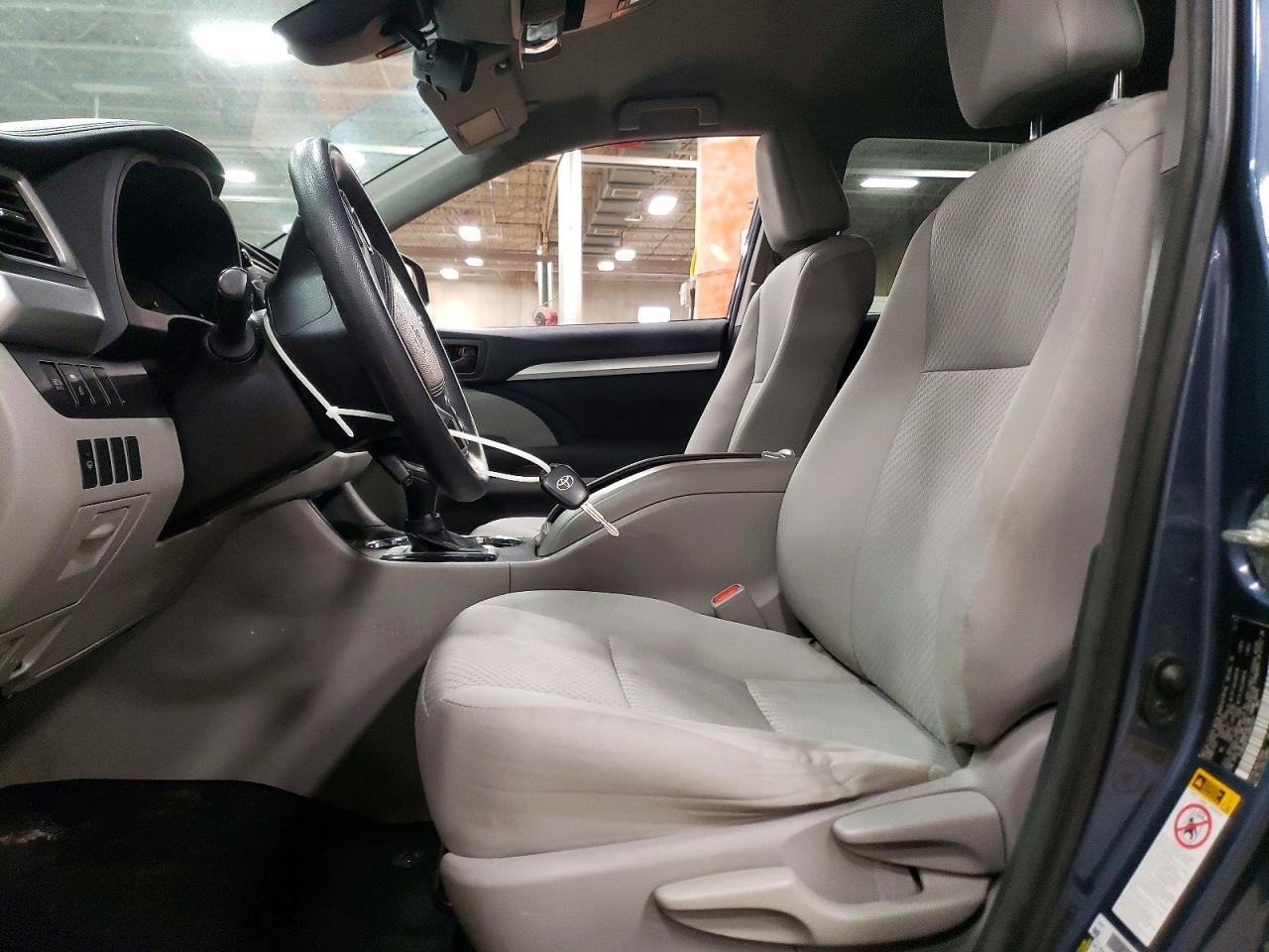 2018 Toyota Highlander Le - Image 7