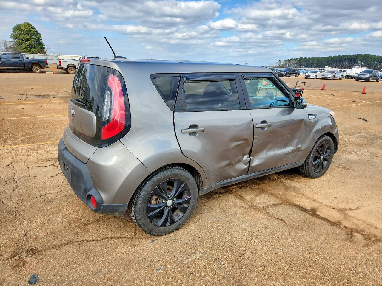 2014 Kia Soul + - Image 3