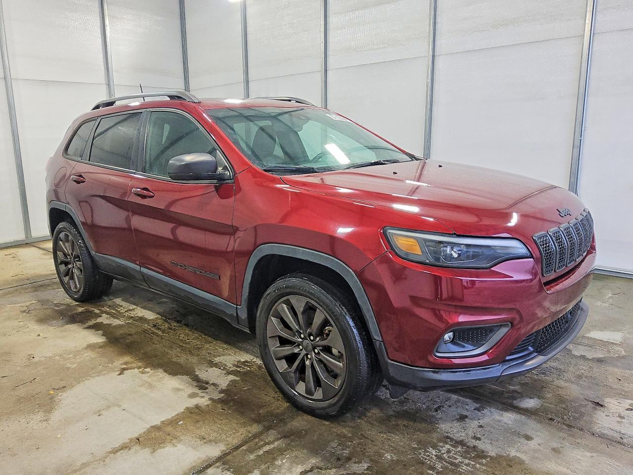 2021 Jeep Cherokee Latitude Lux - Image 4