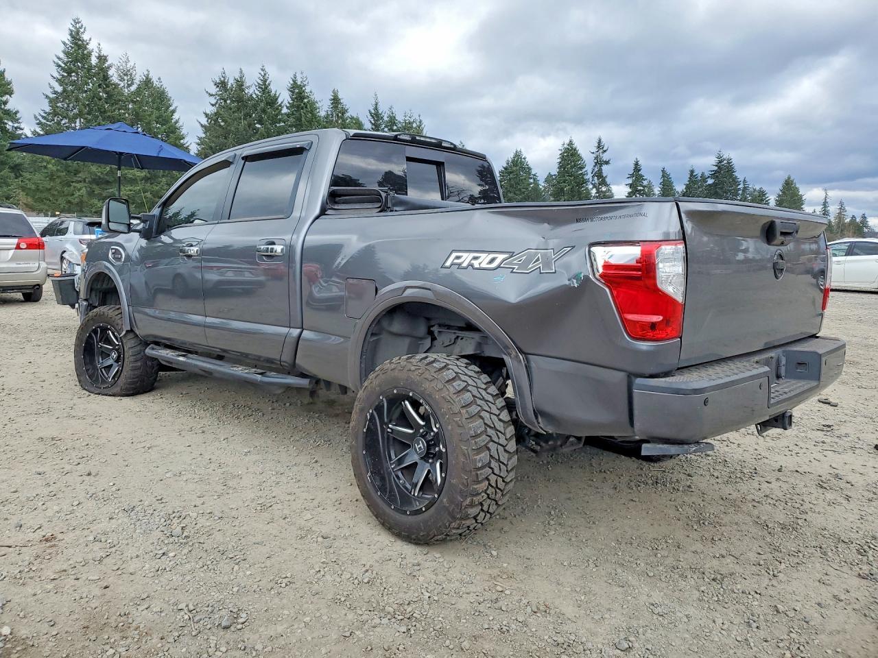 2019 Nissan Titan Xd Pro-4X - Фото 2