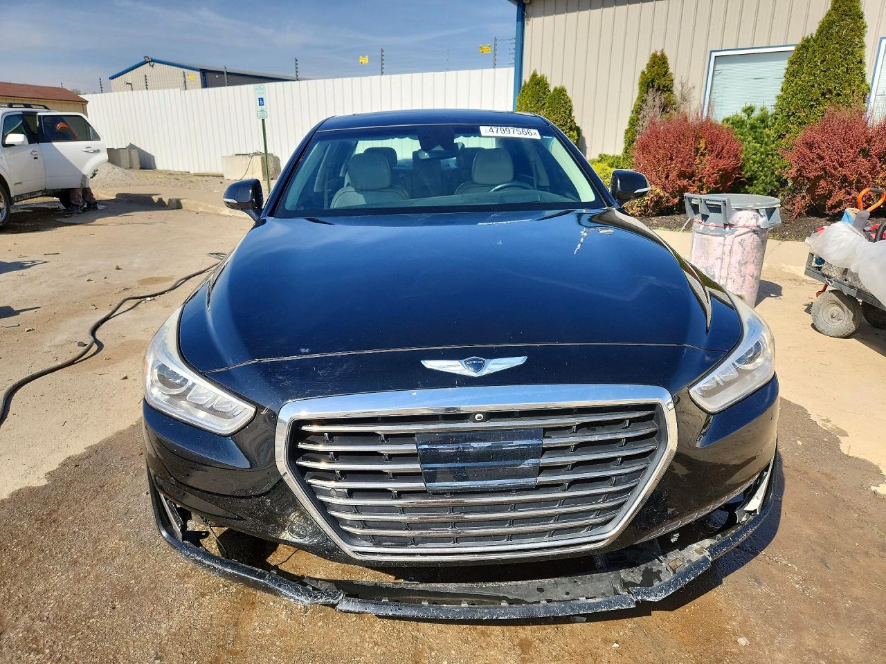 2017 Genesis G90 3.3T Premium - Image 5