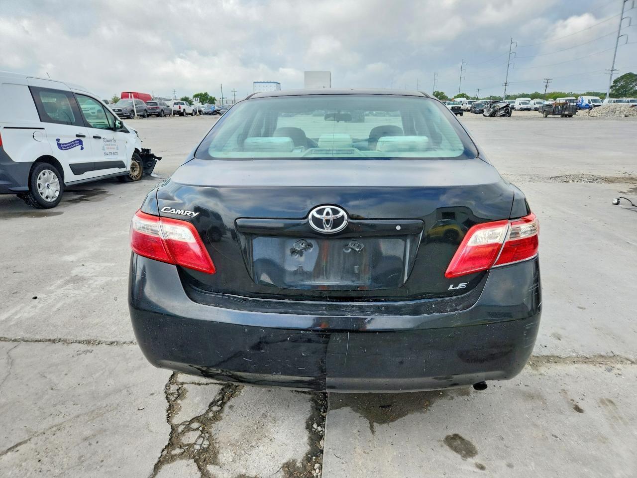 2008 Toyota Camry Le - Фото 6