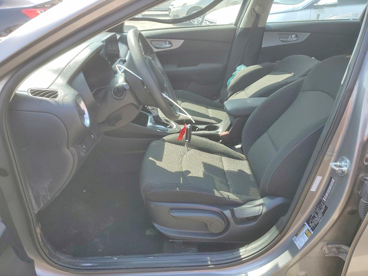 2024 Kia Forte Lxs - Фото 7