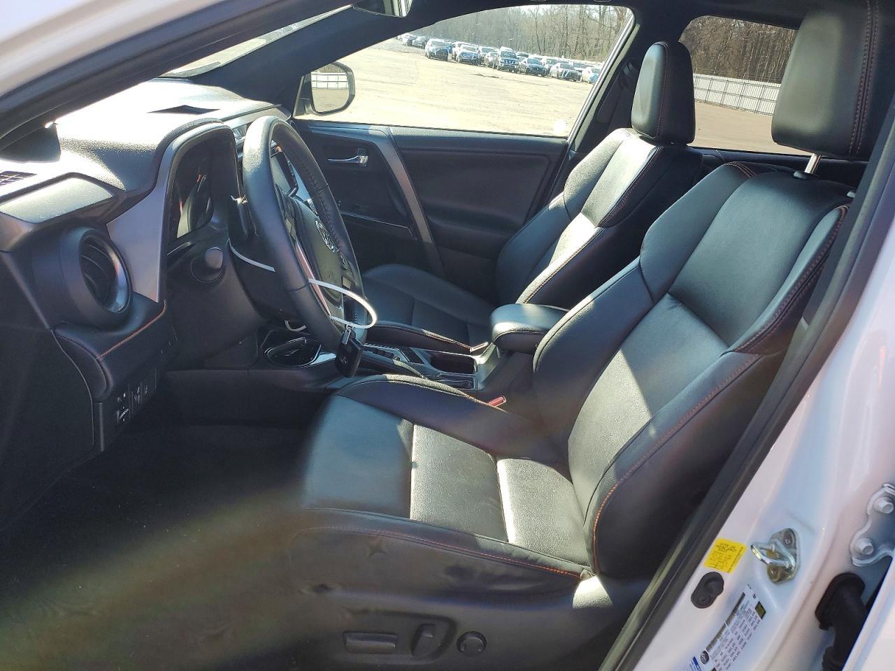 2018 Toyota Rav4 Se - Фото 7