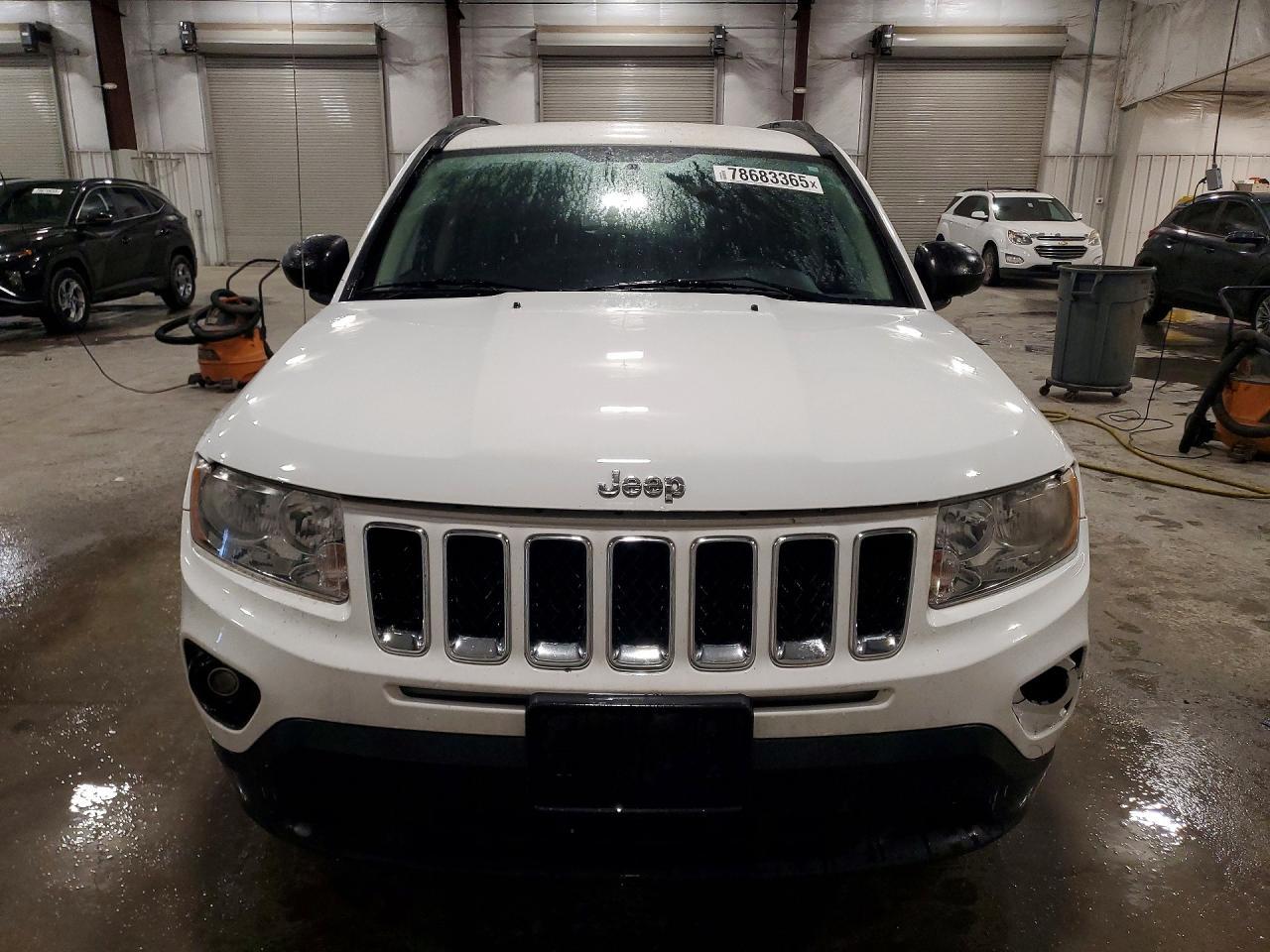 2011 Jeep Compass - Фото 5