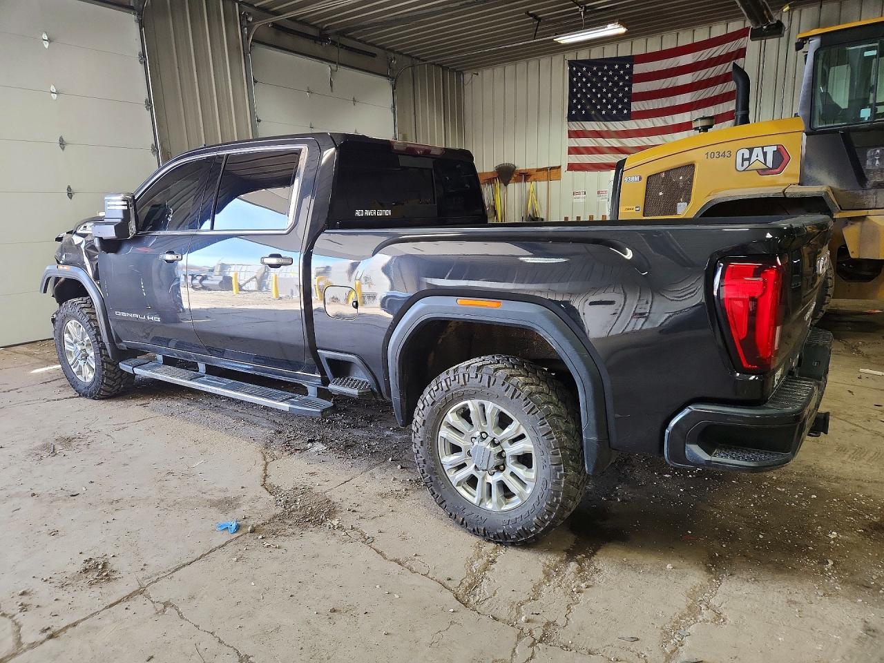 2020 GMC Sierra K2500 Denali - Image 2