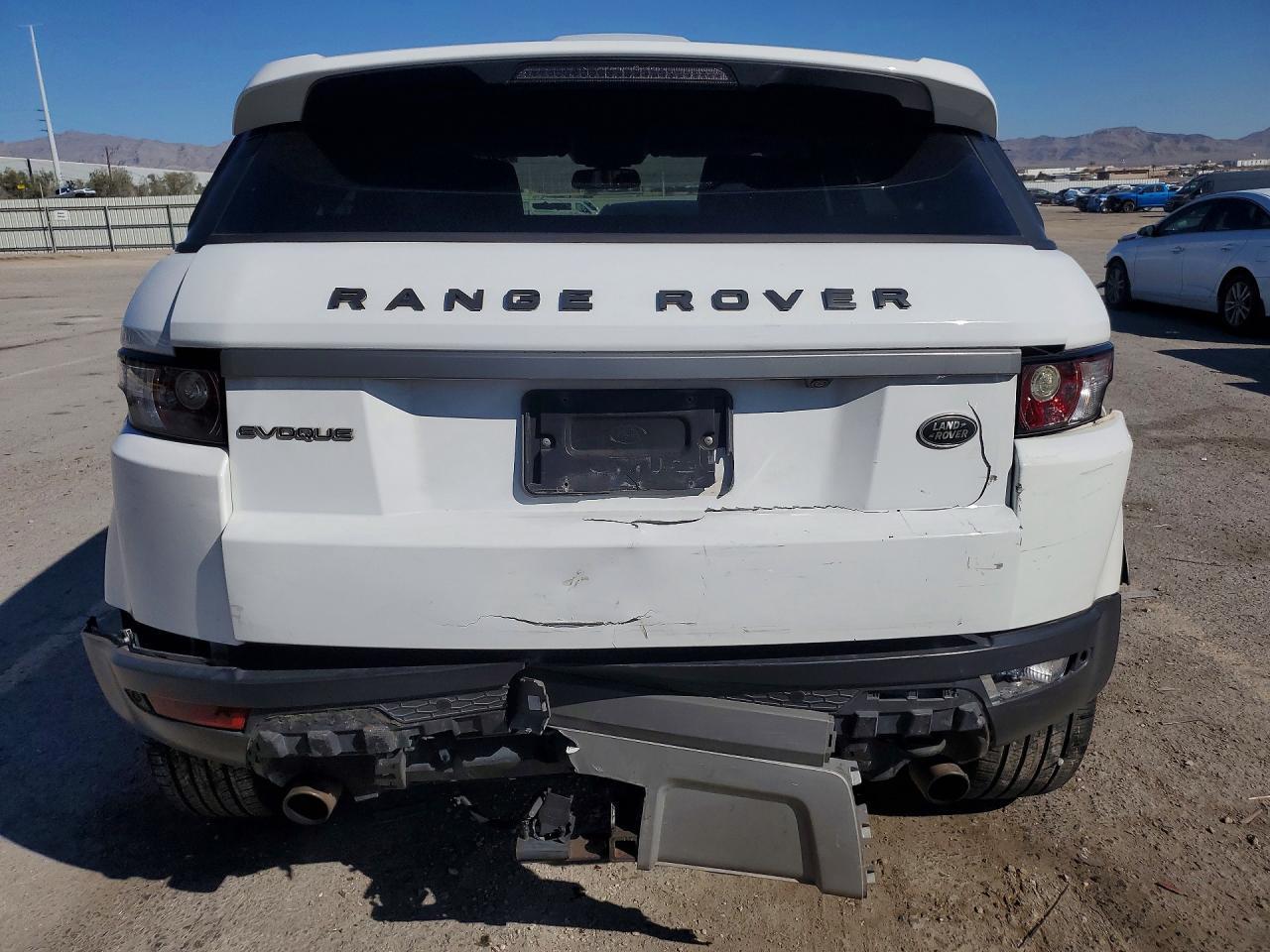 2014 Land Rover Range Rover Evoque Pure - Image 6