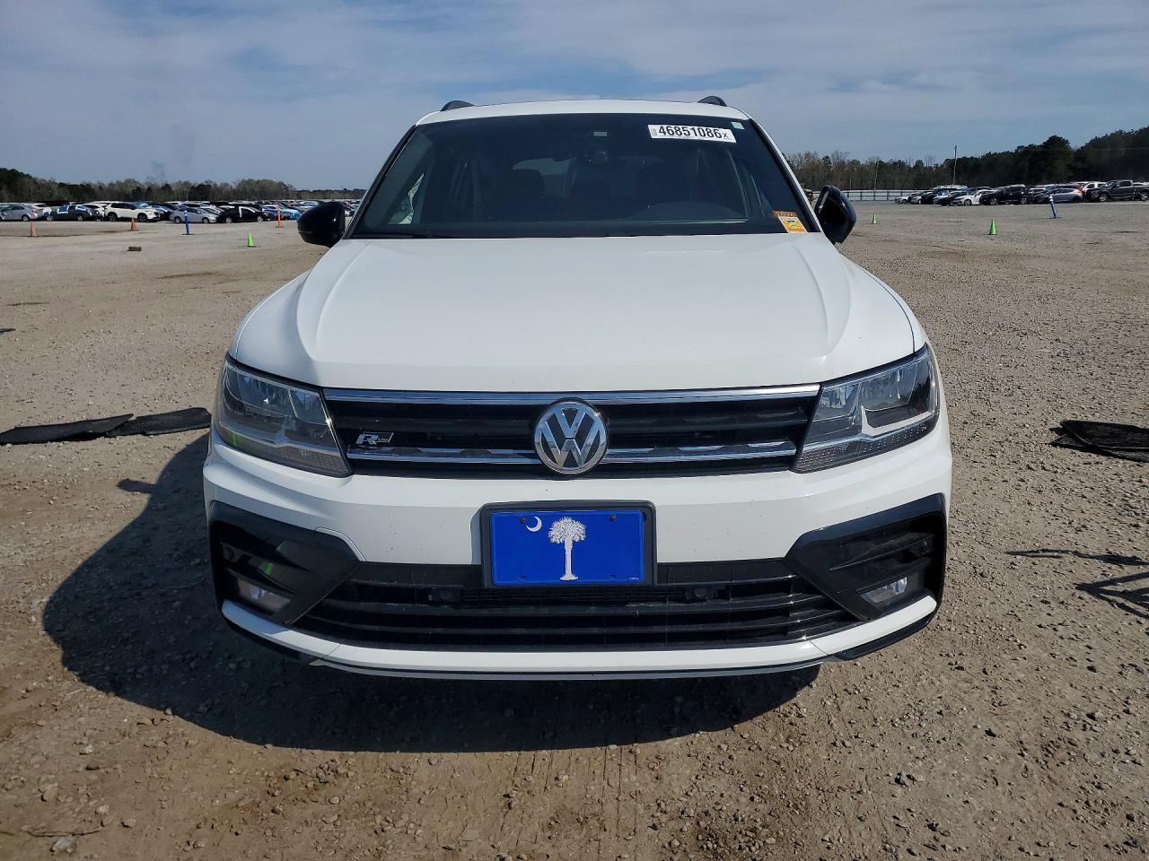 2020 Volkswagen Tiguan Se - Фото 5