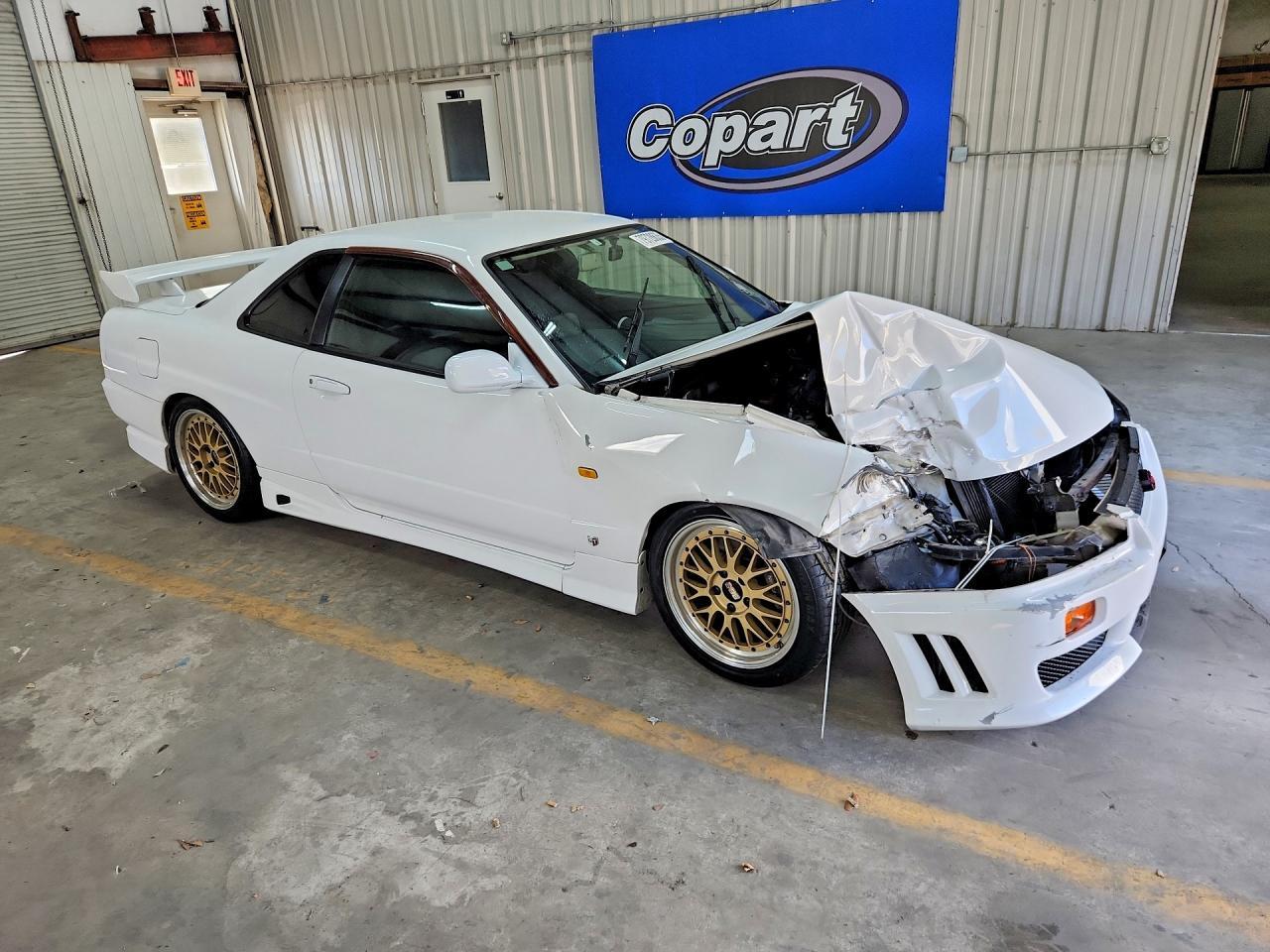 2000 Nissan Skyline - Фото 4