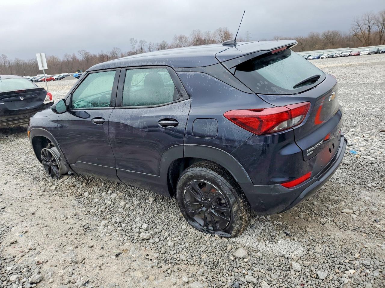 2021 Chevrolet Trailblazer - Image 2
