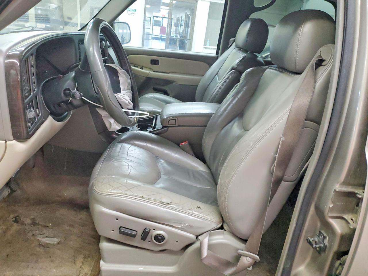 2002 GMC Yukon - Фото 7