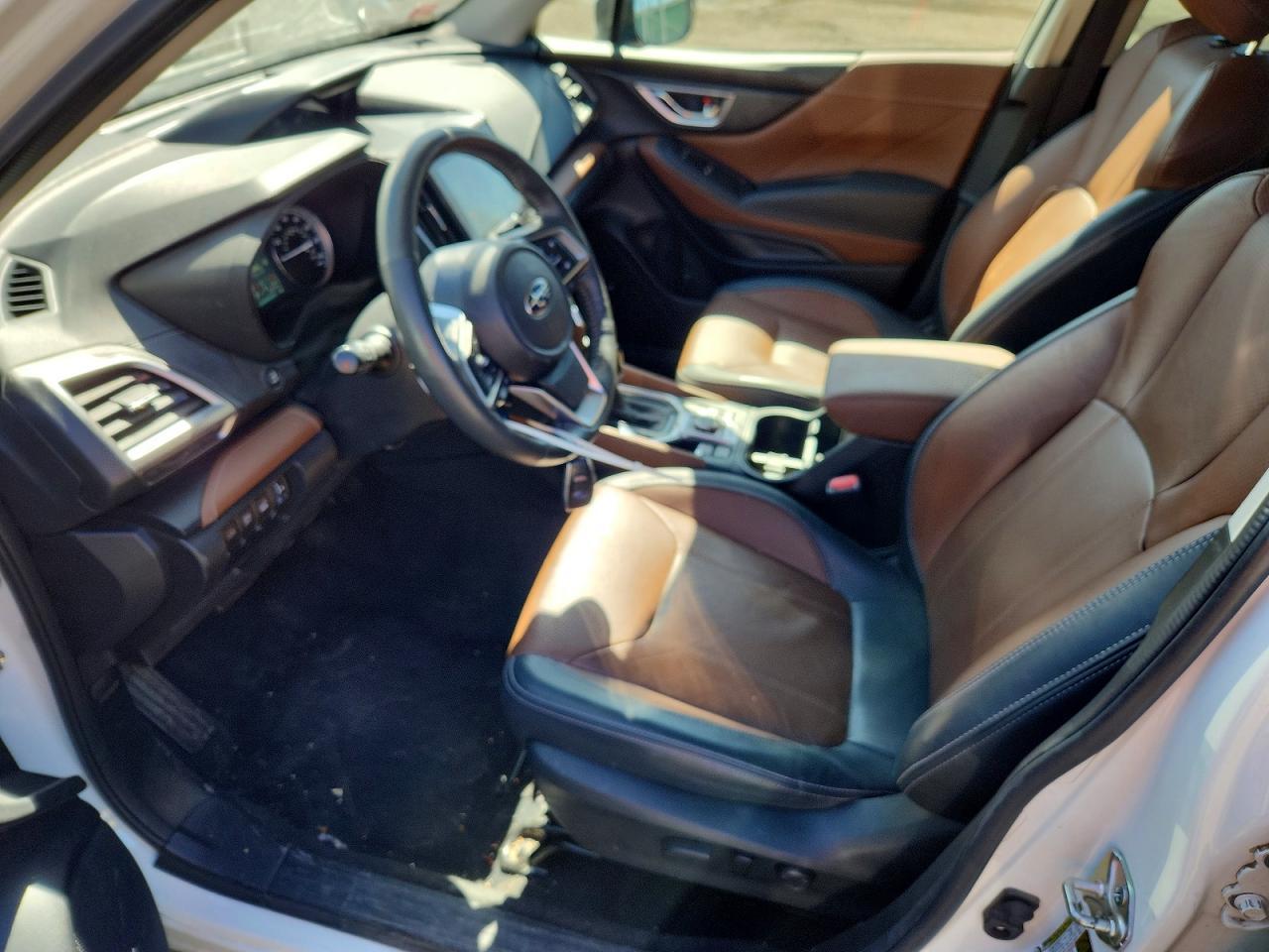 2023 Subaru Forester Touring - Image 7