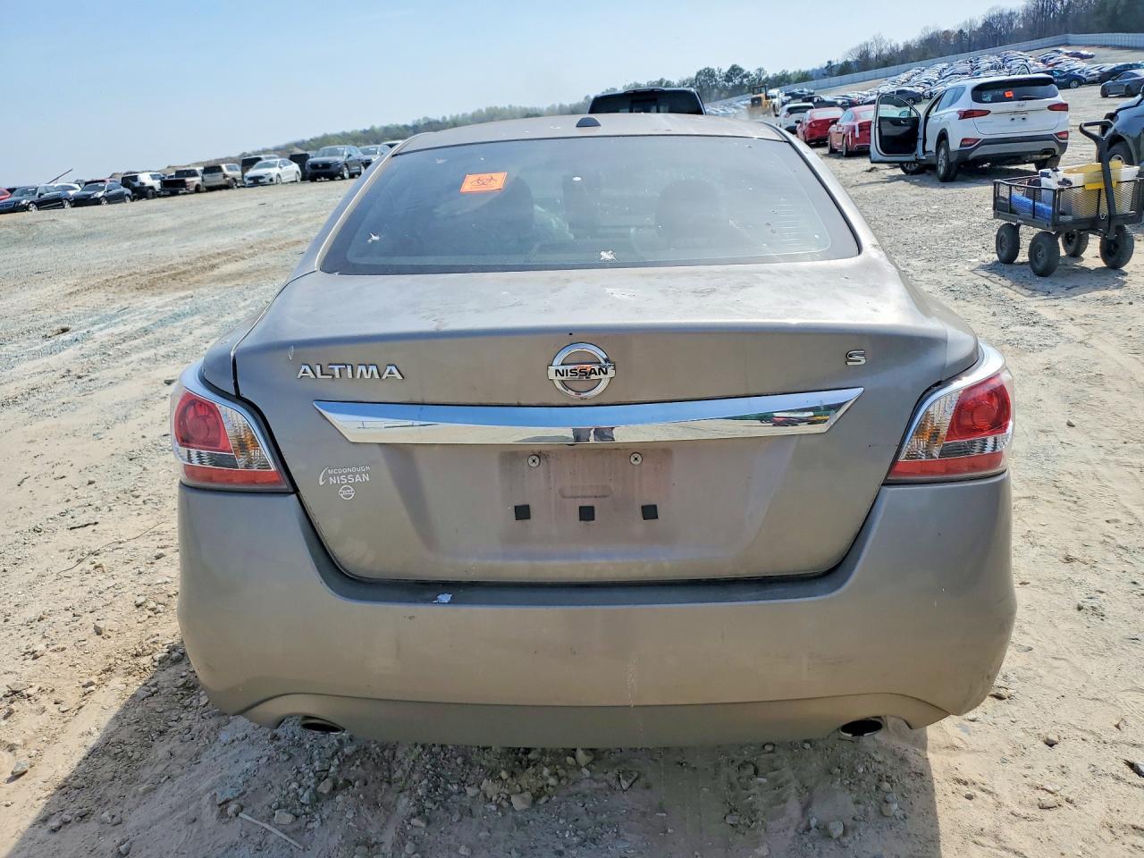 2015 Nissan Altima 2.5 S - Image 6