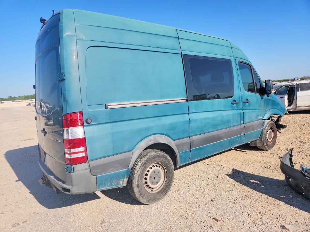 2016 Mercedes Benz Sprinter 2500 - Image 3