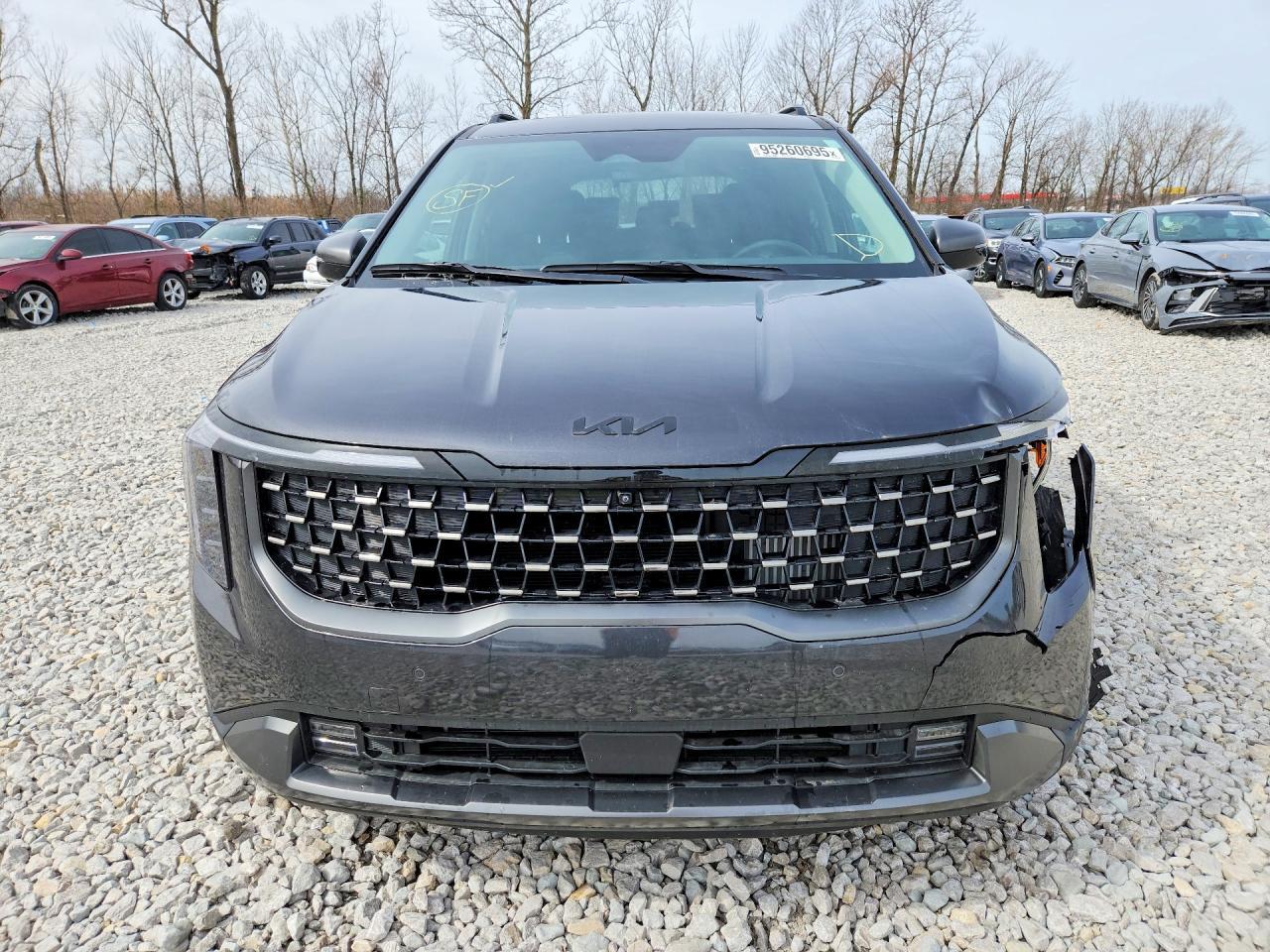 2025 Kia Carnival Sx - Image 5