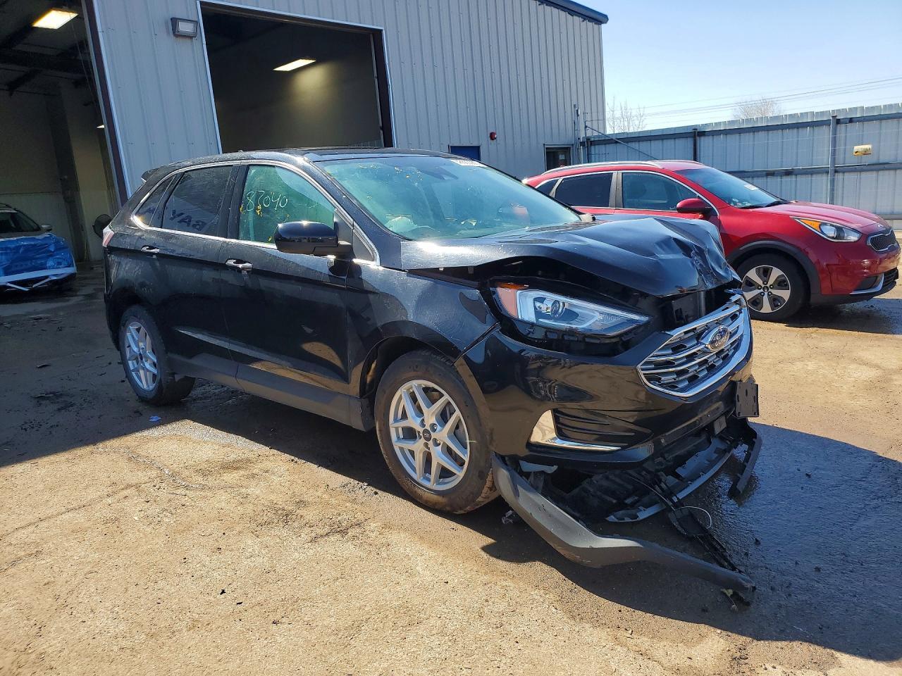 2022 Ford Edge Sel - Image 4