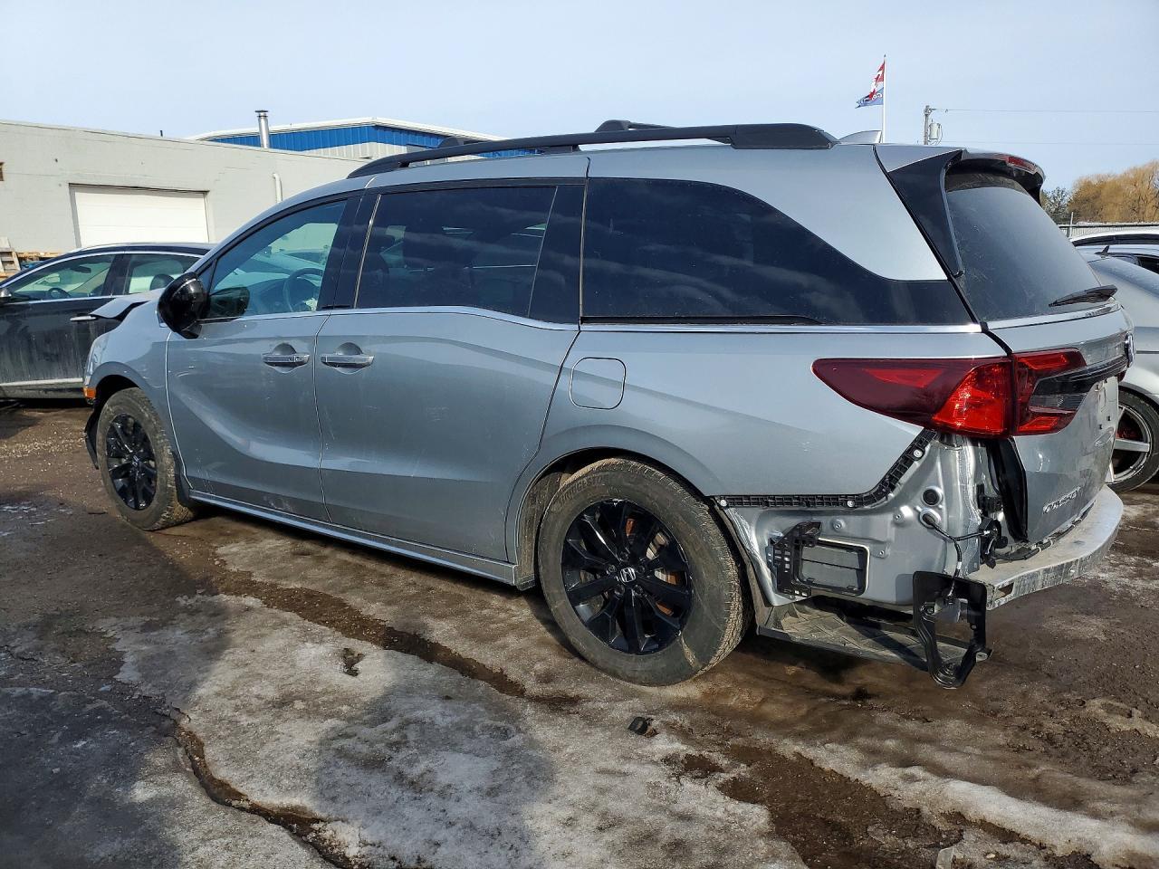 2025 Honda Odyssey Sport-L - Фото 2