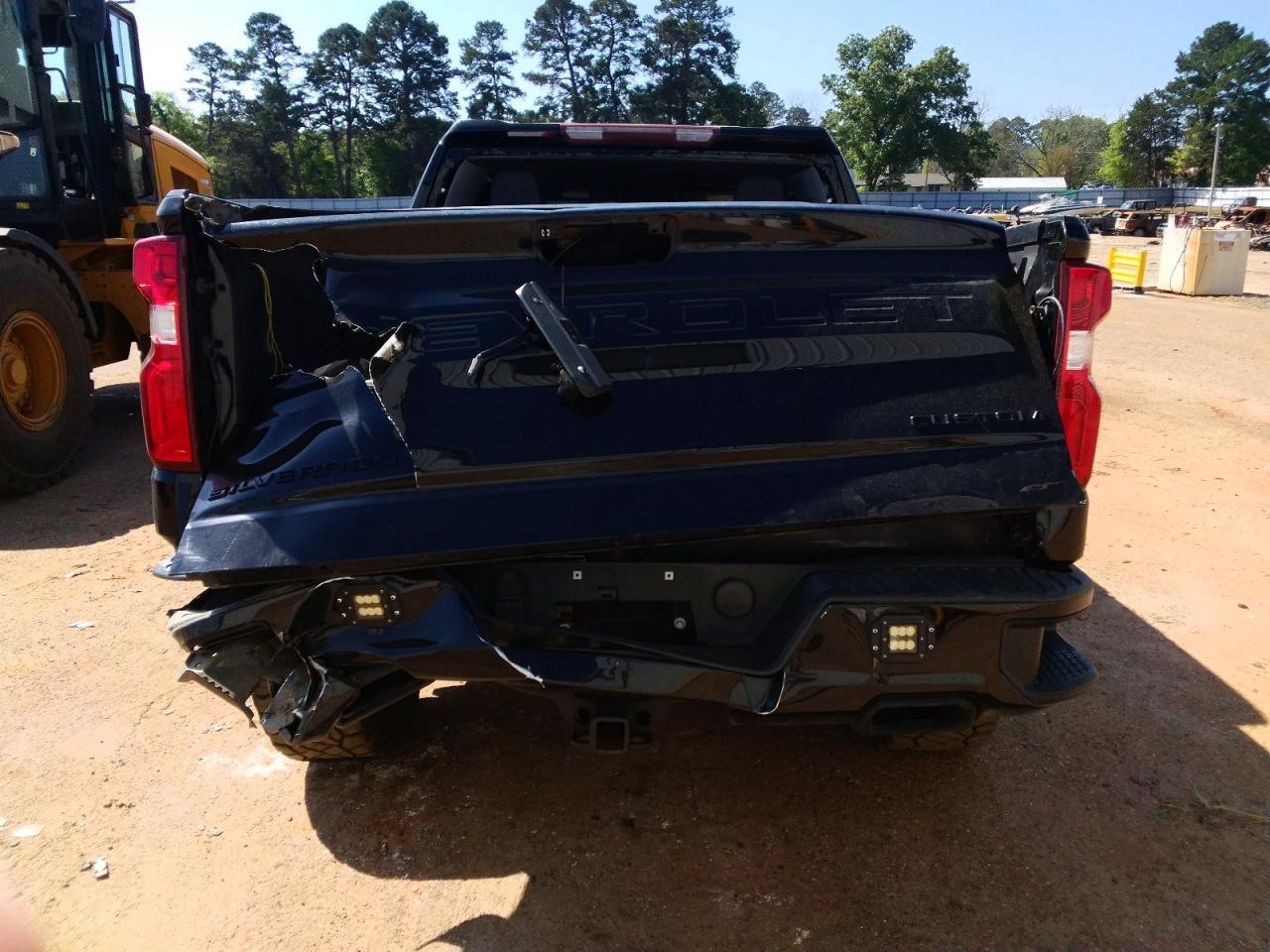 2021 Chevrolet Silverado K1500 Trail Boss Custom - Фото 6