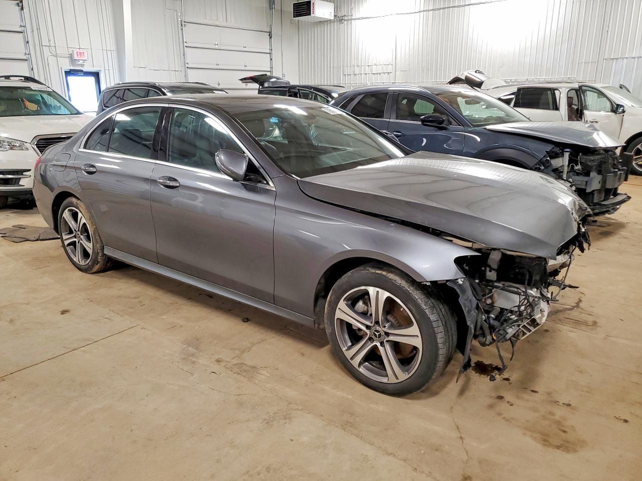 2018 Mercedes-Benz E 300 4Matic - Image 4