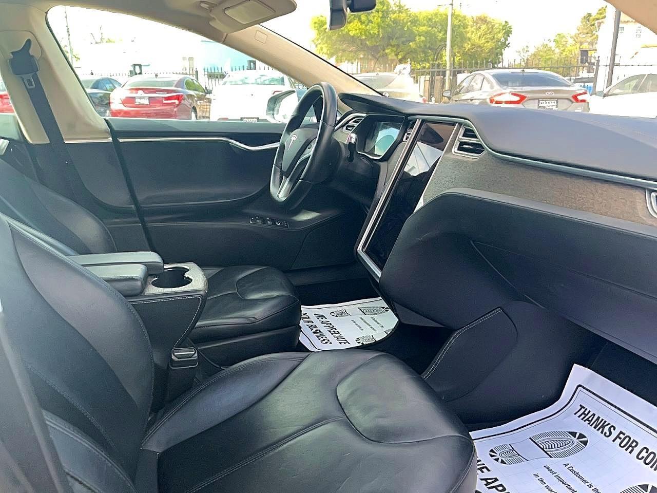 2013 Tesla Model S - Image 5