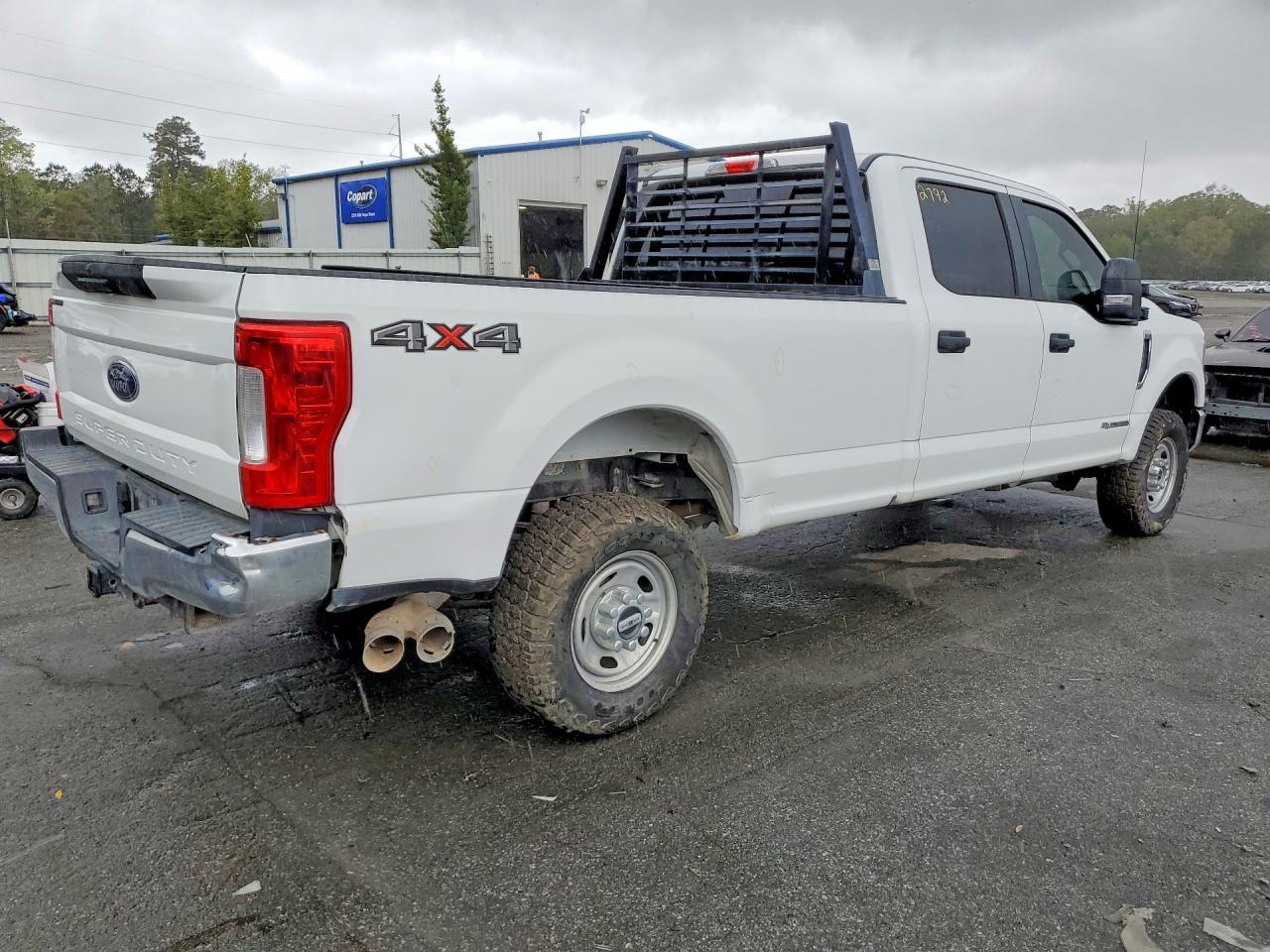 2018 Ford F250 Super Duty - Фото 3
