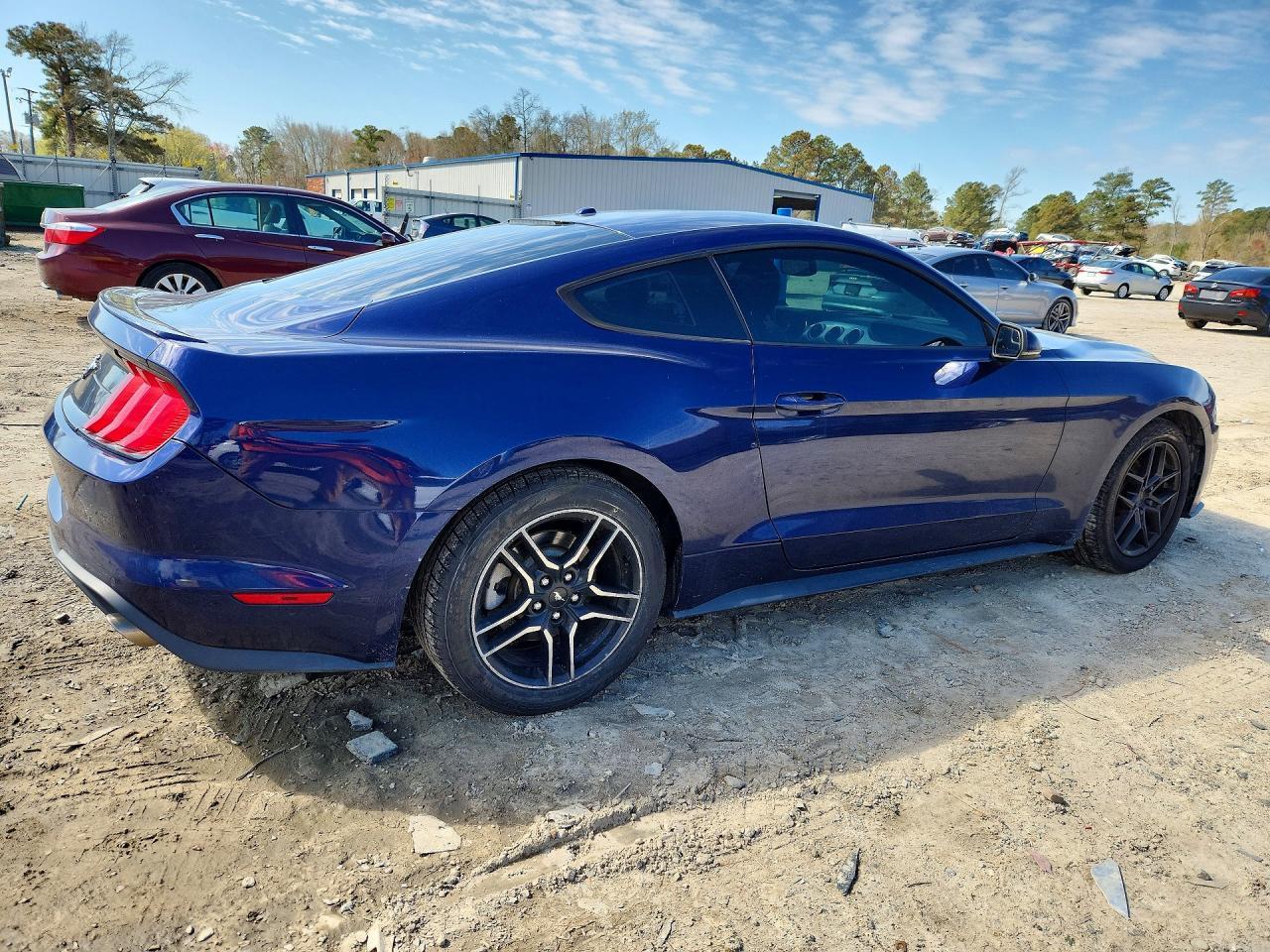 2019 Ford Mustang - Image 3