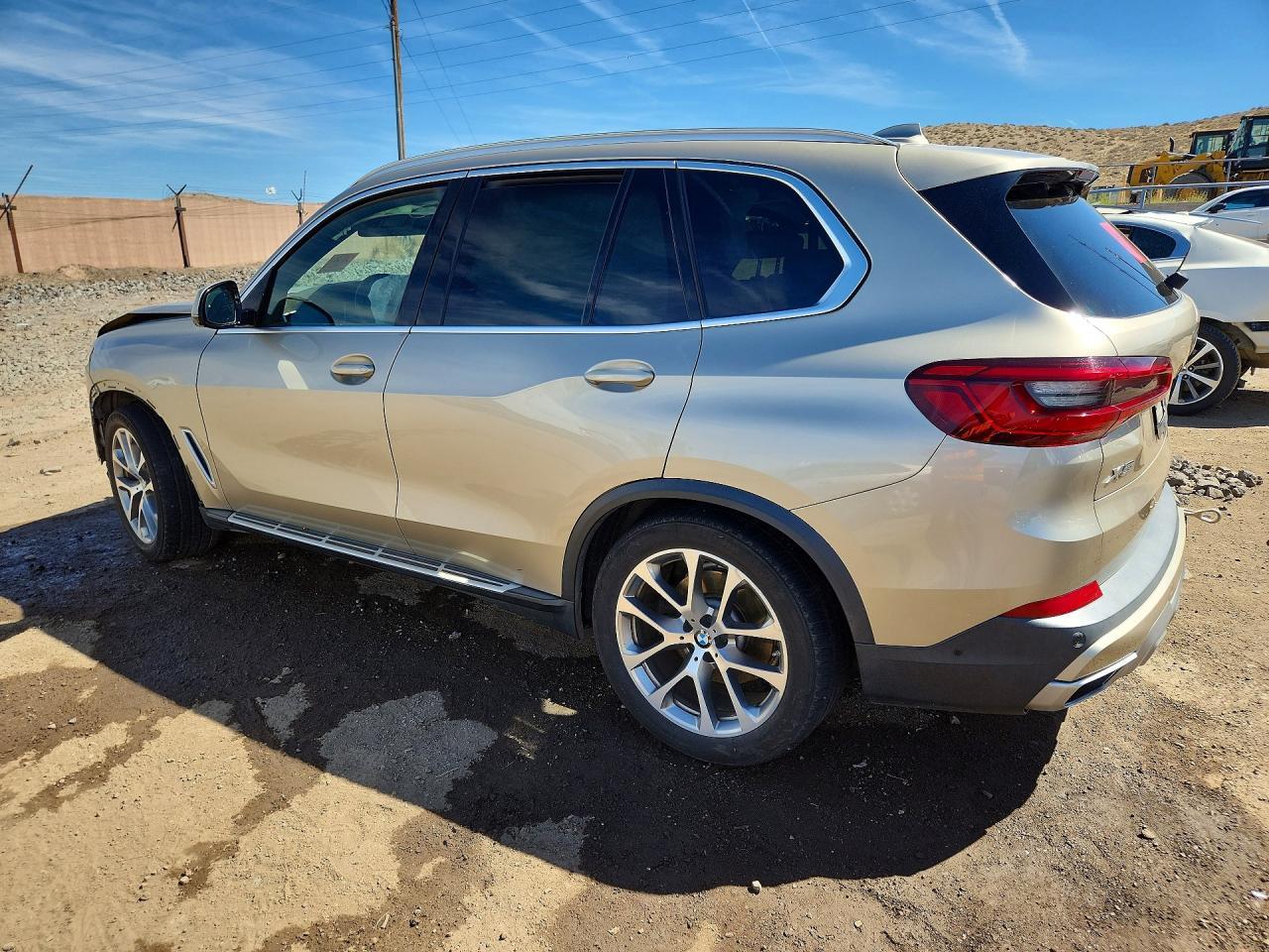 2019 BMW X5 xDrive50I - Фото 2