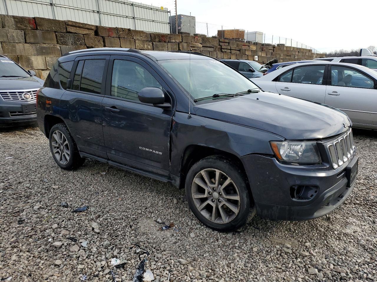 2016 Jeep Compass Latitude - Фото 4