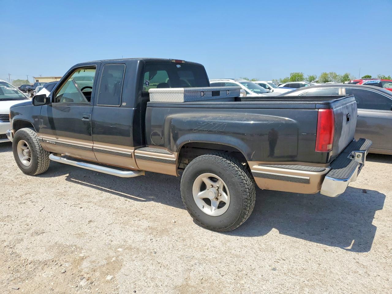 1997 Chevrolet Gmt-400 K1500 - Фото 2