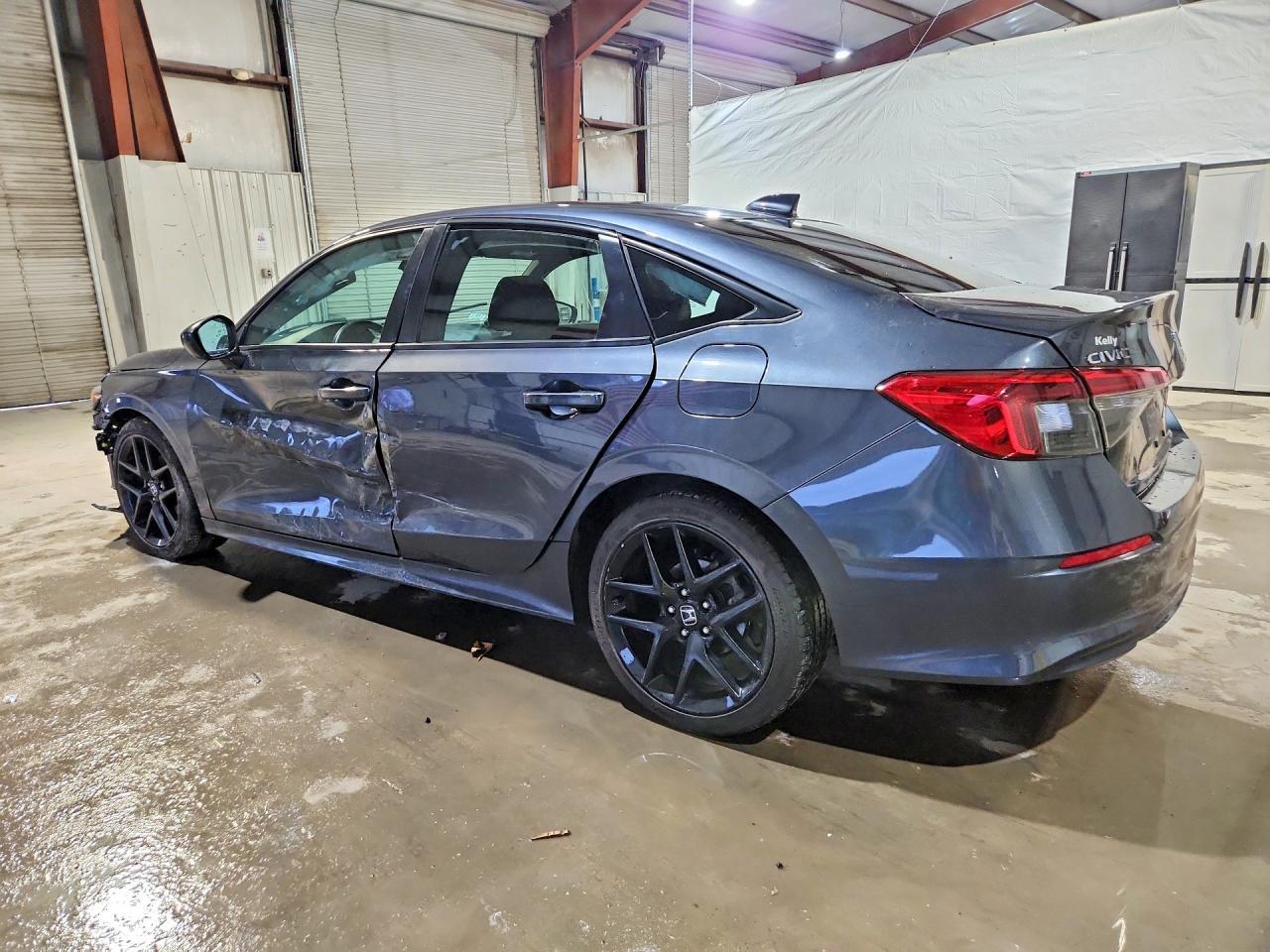 2023 Honda Civic Sport - Image 2