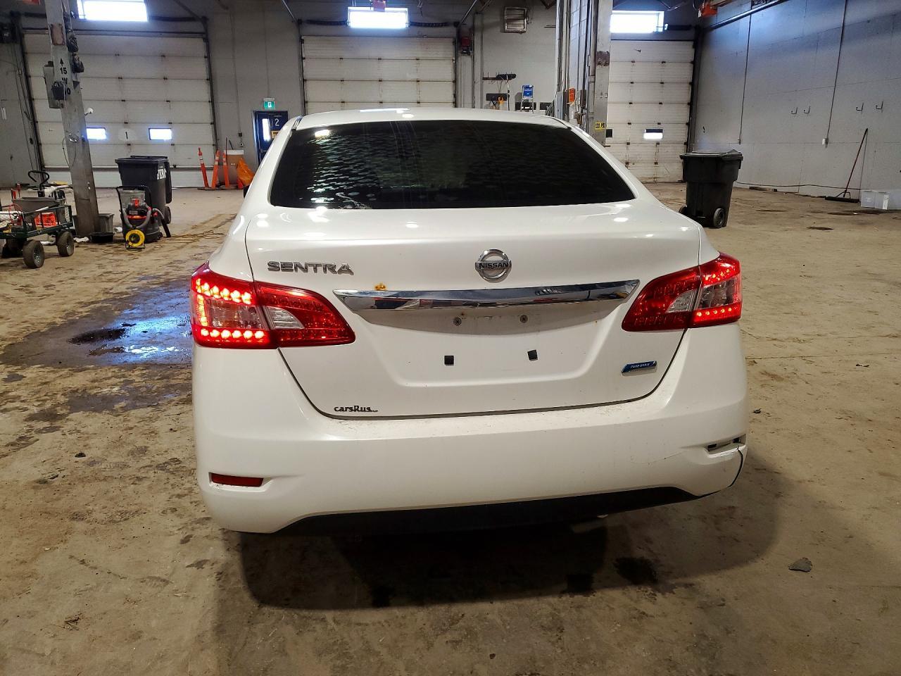 2015 Nissan Sentra S - Image 6
