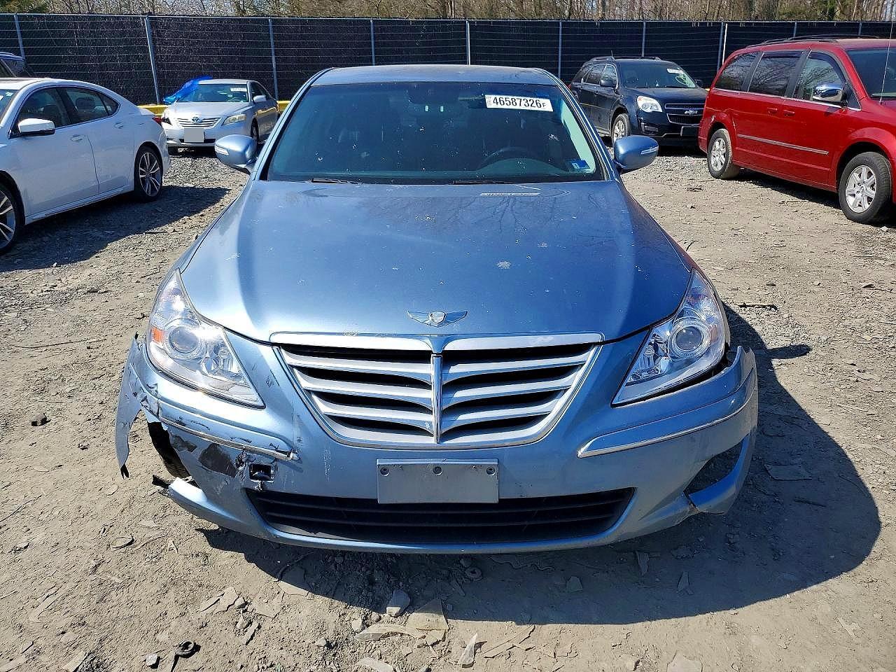 2010 Hyundai Genesis 3.8L V6 - Фото 5