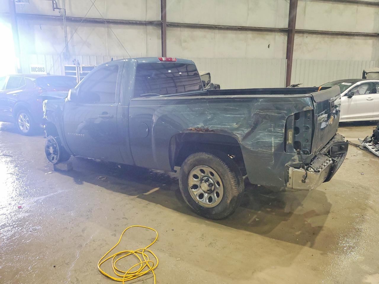 2013 Chevrolet Silverado C1500 - Image 2