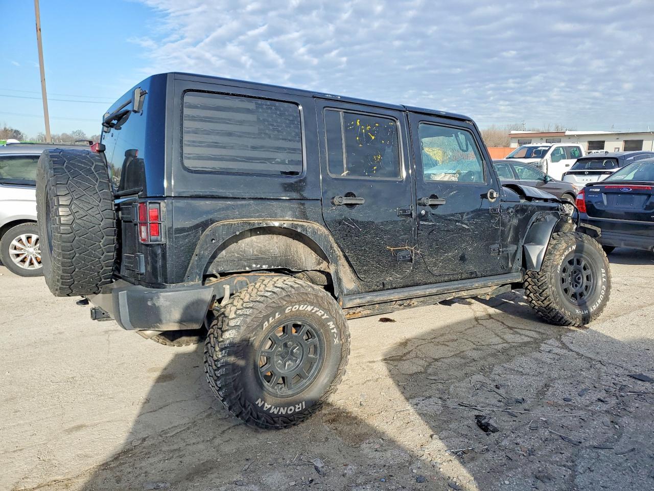 2015 Jeep Wrangler Unlimited Sahara - Фото 3