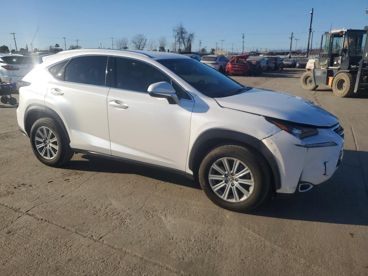 2016 Lexus Nx 200T Base - Фото 4