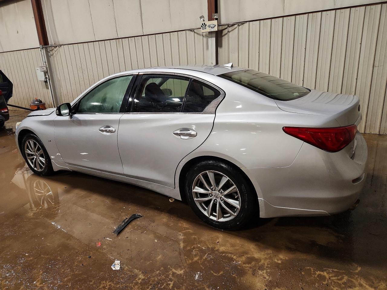 2014 Infiniti Q50 Base - Image 2
