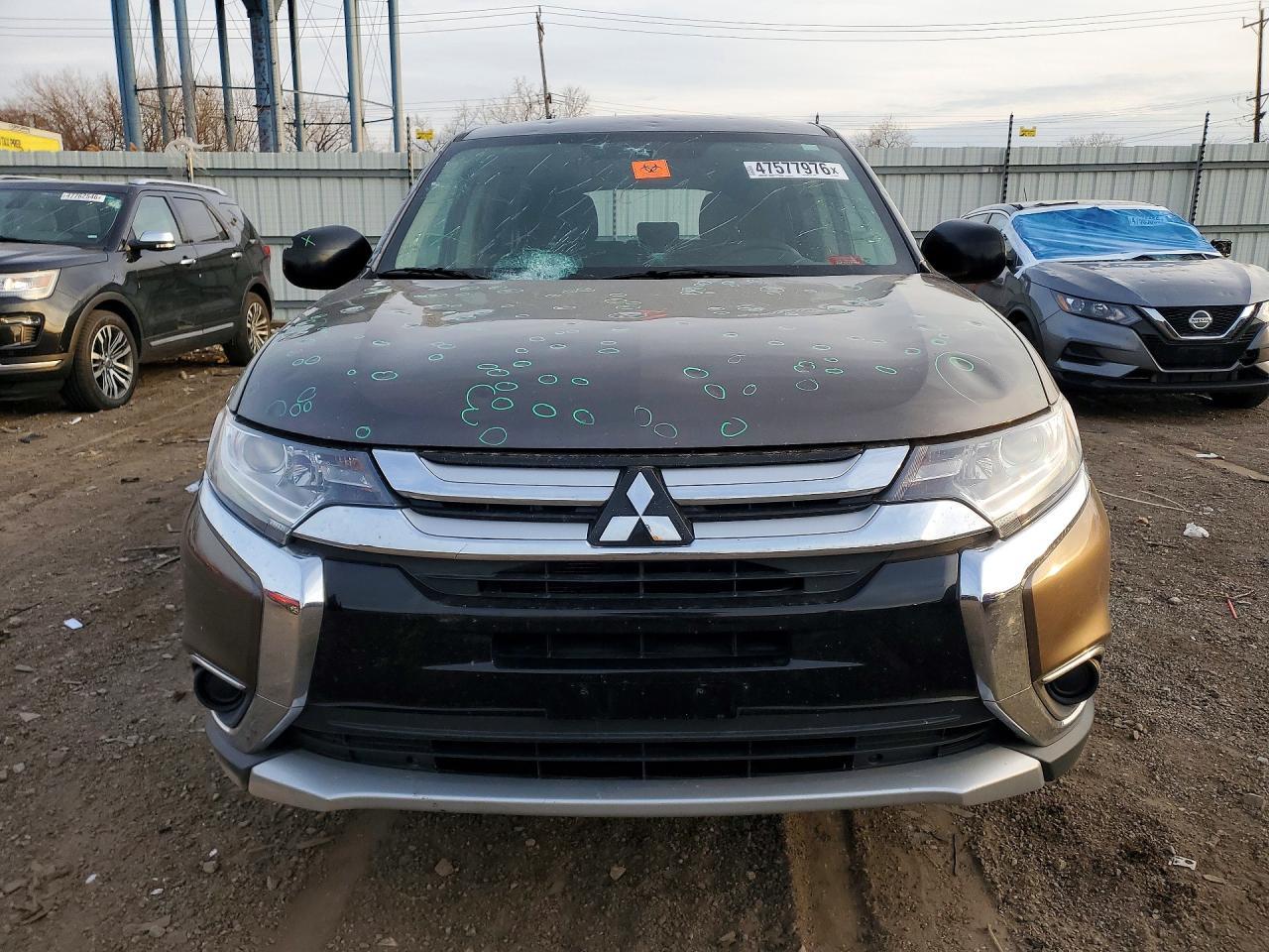 2018 Mitsubishi Outlander Se - Image 5