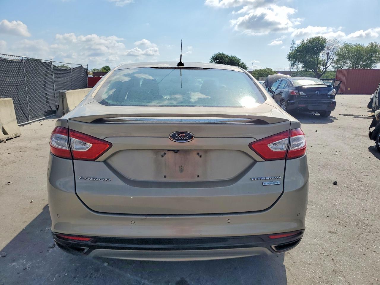 2015 Ford Fusion Titanium - Image 6