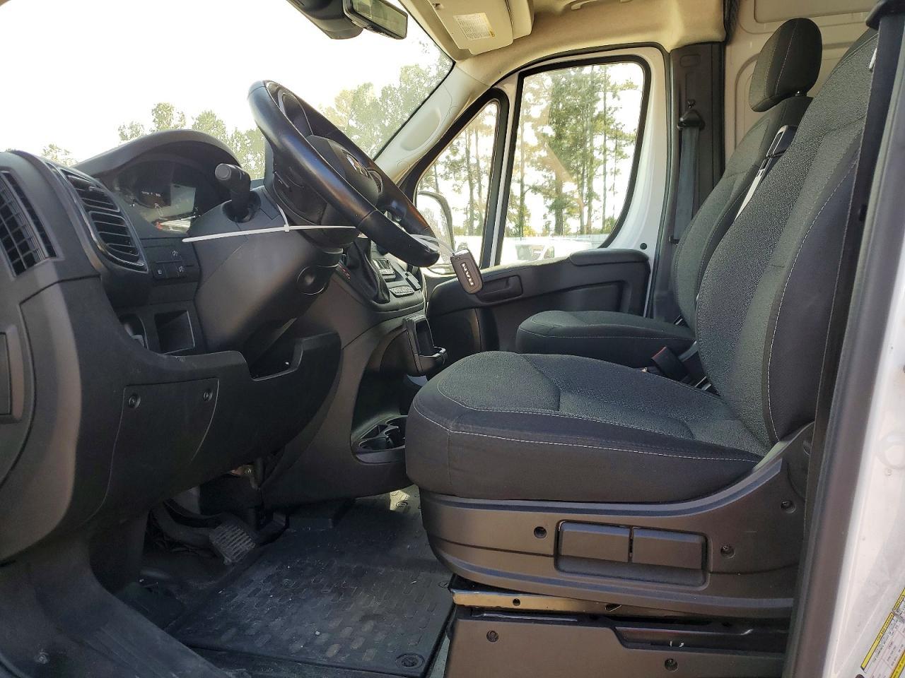 2023 Ram Promaster 3500 Delivery Van - Image 7