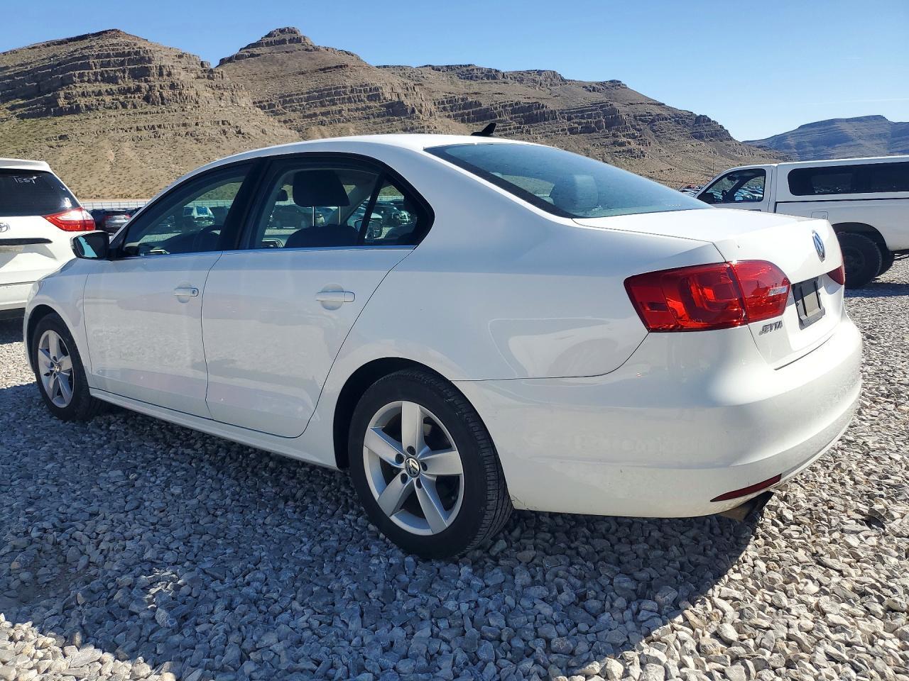 2014 Volkswagen Jetta Tdi - Фото 2