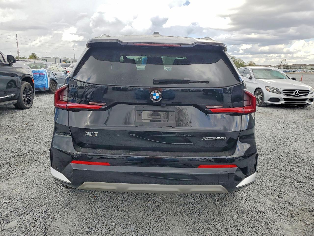 2025 BMW X1 xDrive28I - Фото 6