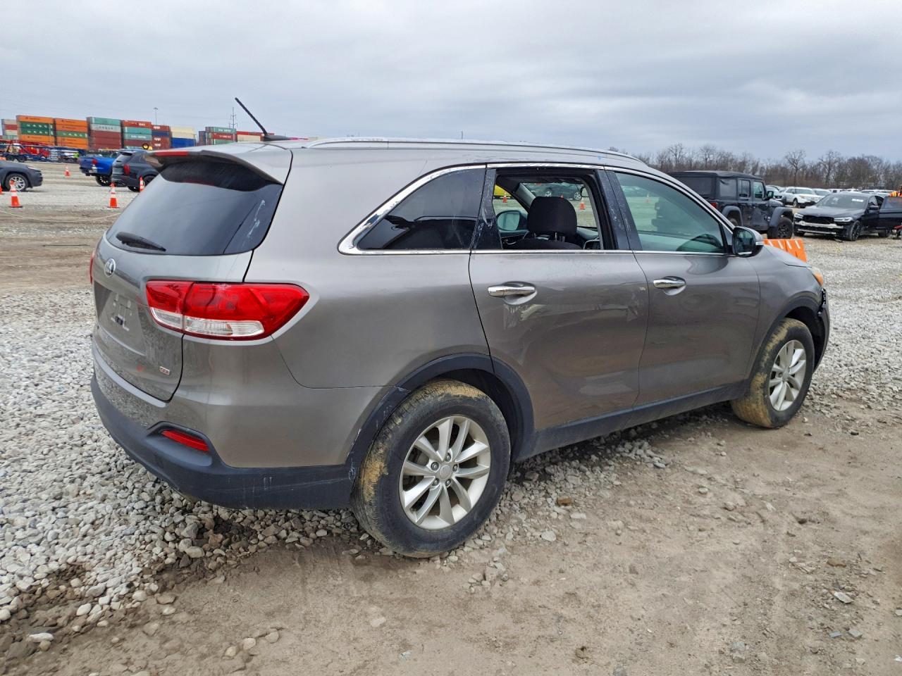 2017 Kia Sorento Lx - Image 3