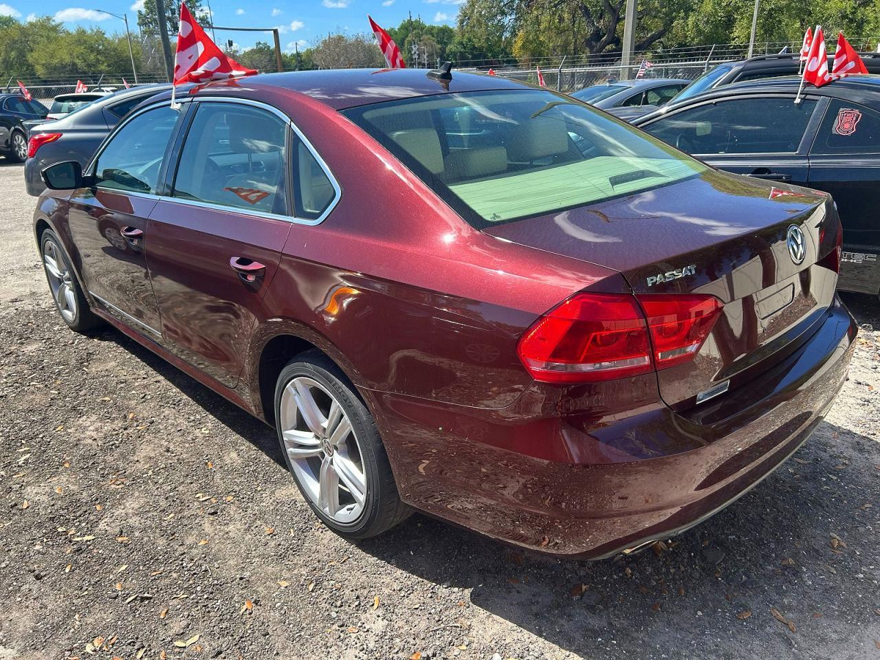 2014 Volkswagen Passat Se - Фото 3