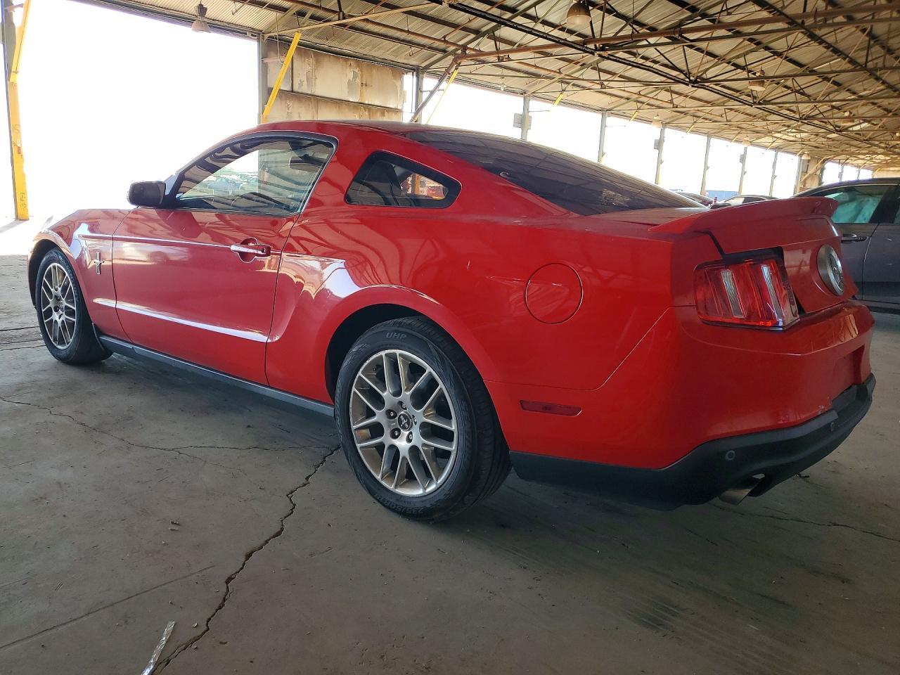 2012 Ford Mustang - Фото 2