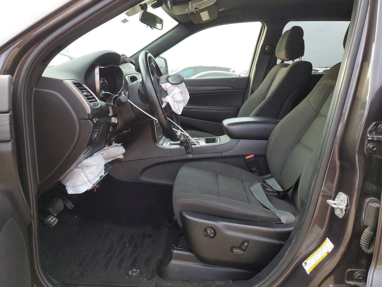 2021 Jeep Grand Cherokee Laredo - Image 7