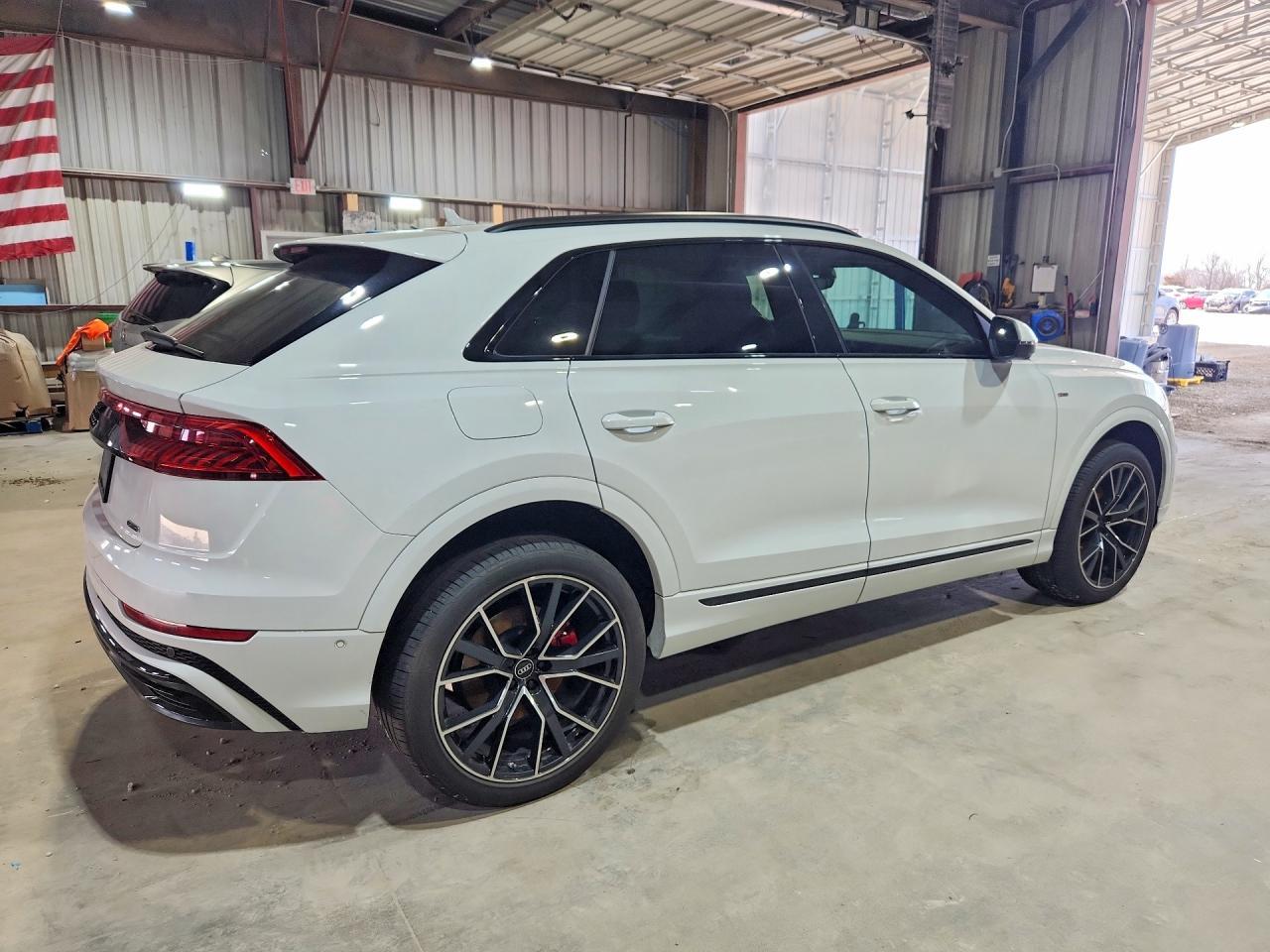 2022 Audi Q8 Premium Plus S-Line - Image 3