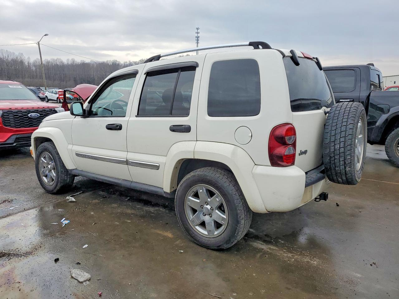 2006 Jeep Liberty Limited - Image 2